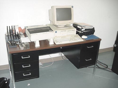 BROWN & SHARP MICROXCELL 765 (DCC), 29.5" X 25.6" X 19.7", RENISHAW 8F, 1995