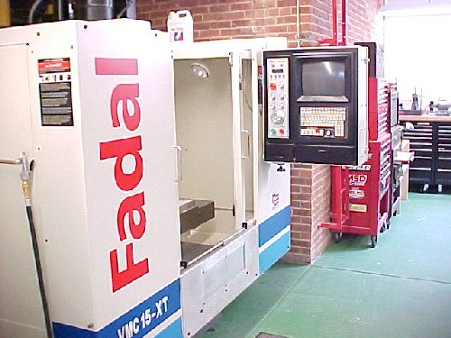 FADAL VMC-15XT, 32MP CNC, 30" x 16" x 20", 15HP, 7500 RPM, VISUALIZER SOFT, 2000