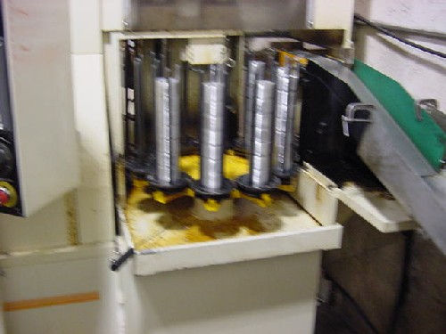 WASINO LJ-5N MODEL B, FANUC 0TC, 4000 RPM, 8" CHUCK, SR-1 ROBOT LOADER SYSTEM, '98