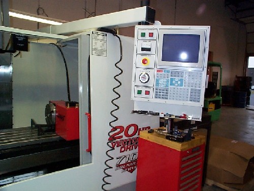 HAAS VF-4, HAAS CNC, 50" x 20" x 25", 7500 RPM GEARED, 4TH, RIGID TAP, FLOPPY, QC, '98