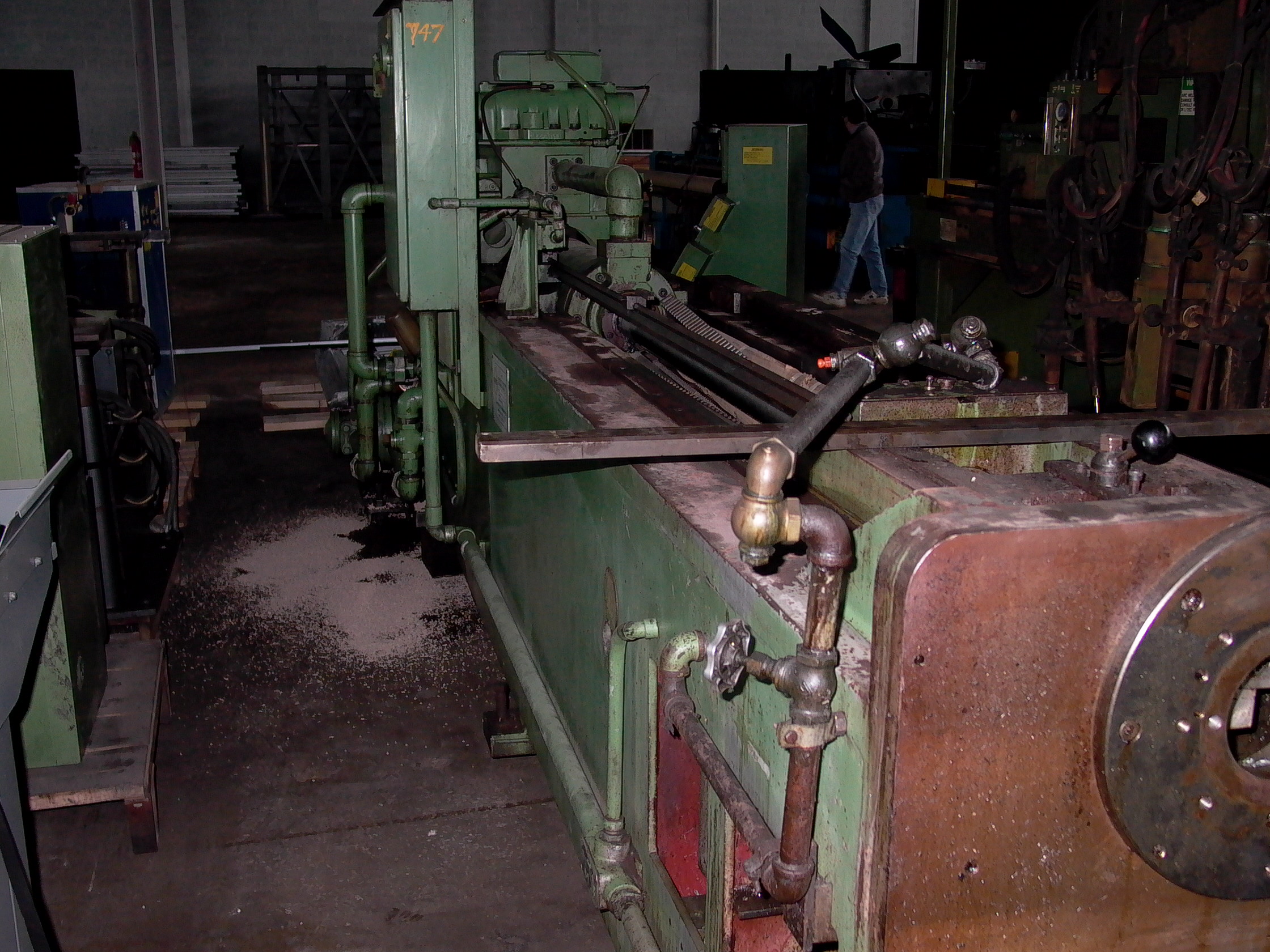 15 TON AMERICAN, 66" STR., LOTS OF TOOLING, HYDRAULIC, 20 HP