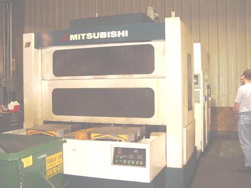 MITSUBISHI MH-60E, MELDAS 520M, 39" x 31" x 31", 0.001Âº, CAT 50 6000 RPM, COOL THRU, '97