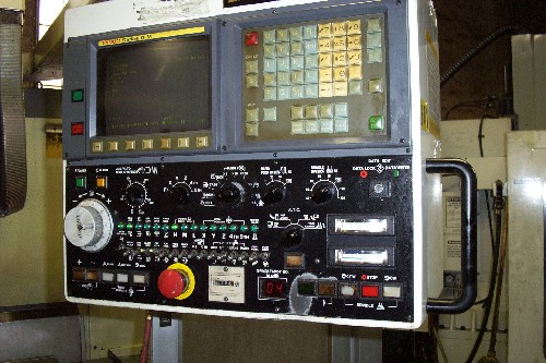 KITAMURA MYCENTER 2, 20" x 14" x 16, 7000 RPM GEARED 10HP CAT 40, RIGID TAP, '93