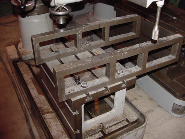 4' X 12" OOYA, MDL RE-1225H, 1977, BOX TABLE,POWER CLAMP & ELEVATION, BOX TABLE