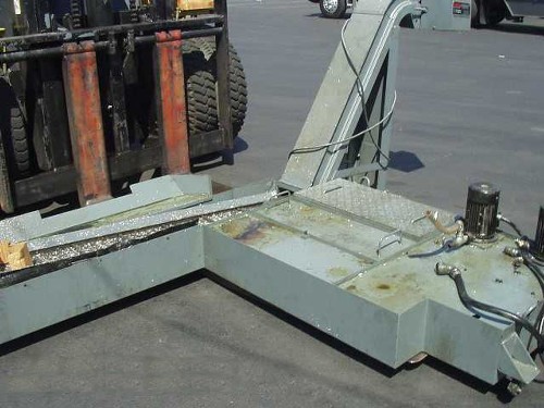 KITAMURA MYCENTER 2Xi SPARKCHANGER, FANUC 16iM, 15K SPINDLE, DATA SERVER, '00