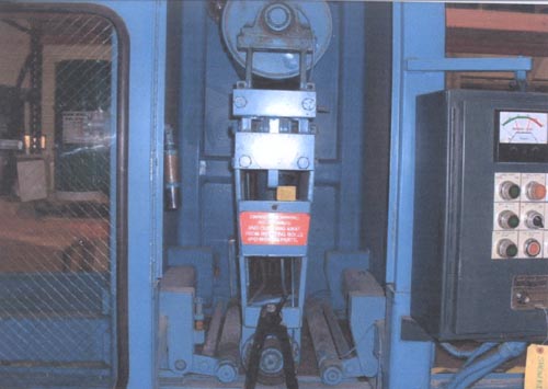 BLUE DEMON 24" , NEVER SOLD, 40 HP, DRY, DOUBLE FLOATING PLATEN, DUST COLLECTOR