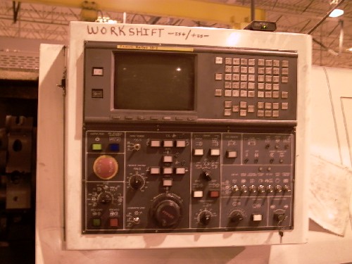 DAEWOO PUMA 250M, FANUC 18T, 22.4"  SWING, 26" CENTERS, LIVE TOOL, CONVEYOR, '97