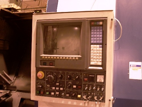 DAEWOO PUMA 15, 29.1" SWING, 65" CENTERS, 5.2" BORE, 50HP, CHIP CONVEYOR, 1996