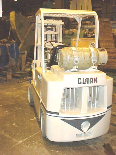 8,000 LB. CLARK #C500-80, 124" LIFT, PROPANE, SOLID TIRES