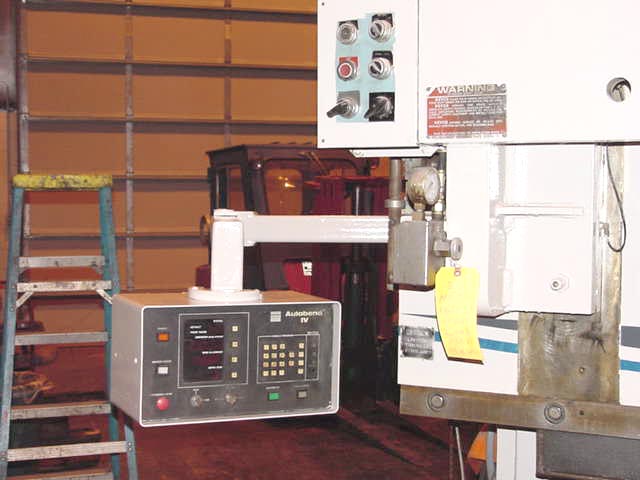 300 TON  X 12' HTC, HURCO AUTOBEND IV BACKGAUGE, 10'6"  BETWEEN, 12' LOWER DIE RAIL, 1979