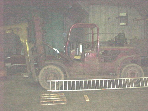 20,000 LB CLARK MDL CFY2000, MAX. LIFT 144", GAS