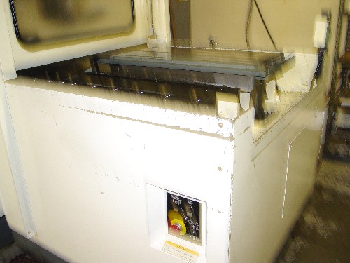 KITAMURA MYCENTER 3X/APC, YASNAC I80M, 30" x 18" x 18", 10000 RPM, CHIP, RT, '95