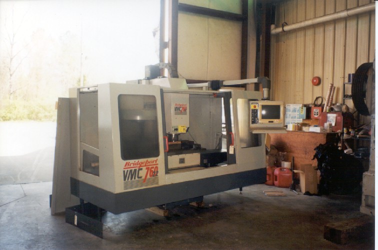 BRIDGEPORT MDL 760-22, 1995, 19.5" X 39.5" TBL,  X-40", Y-20", Z-24", DX32 CTRL