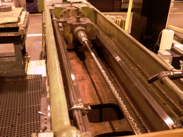 30 TON, 72" STR, COLONIAL, HYDRAULIC