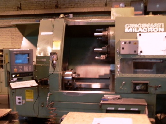 CINCINNATI CINTRUN 18C, 18" CHUCK, 50 HP, 200 IPM, 1600 RPM, ACRAMATIC 2100 CTRL
