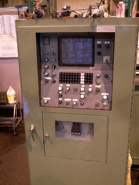 GIDDINGS & LEWIS MDL 15V, 36" X 76" TBL, X-72", Y-36", Z (HEAD) 36", W (QUILL) 14", 48" VERT, 36 ATC, 45 TAPER, 1980