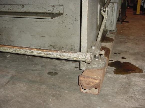 1/4" X 12' CINCINNATI #1812, MECH., BH 147", 60 SPM, 15 HP, 36" ROBG, 6' SQ ARM, 1949