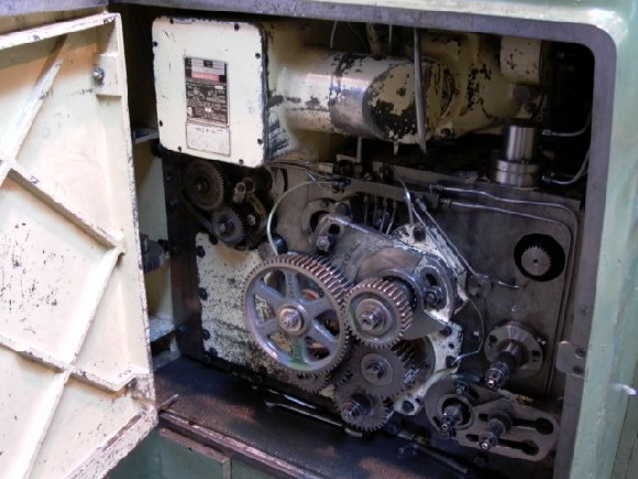 NO. P1250 PHAUTER, 49" WORK DIA., 8-3/4" HOB DIA., AXIAL 0.012-0.240 IPR, RADIAL 0.0035-0.071 IPR, TANGENTIAL 0.0035-0.066 IPR, 1960