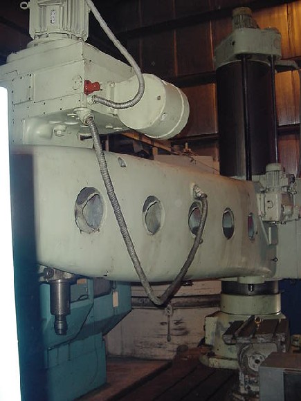 10' x 24" CSEPEL, ARM LGTH 120", ARM TRVL 100", M.T.6 SPINDLE, 20 HP