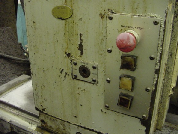 14" x 50" CINCINNATI, 30" GW, 828 RPM, 30 DEG, 14 JARNO TAPER, A700 CTRL, AUTO DRESSER, GAUGING, FILTRATION SYSTEM