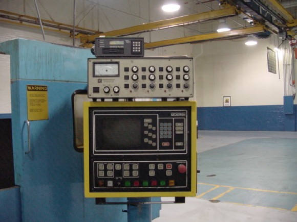 14" x 60" CINCINNATI, 30" GW, 30 DEG., 828 RPM, 14 JARNO TAPER, A700 CTRL, AUTO DRESSER, GAUGING, FILTRATION SYSTEM