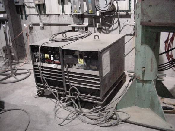 20' SEAM WELDER, 36" TORCH ADJ HORIZ., 16" TORCH ADJ VERT., 2 LINCOLN 500 AMP POWER SUPPLIES & 2 LINCOLN LN-9F LUX FEEDERS