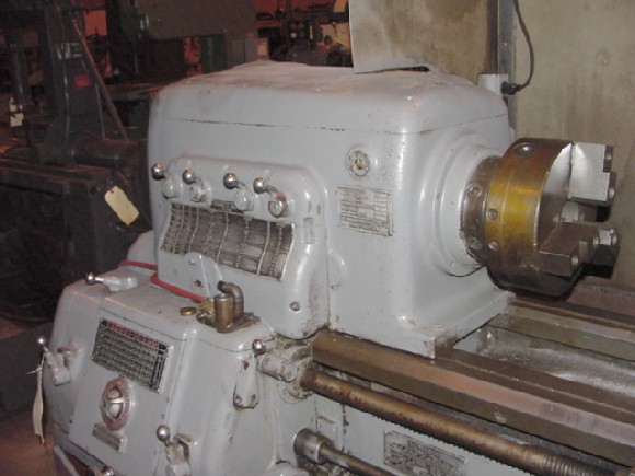 18.5" x 30" MONARCH, 11" CROSS SLIDE, 24-1000 RPM, 1.5" HOLE, 1952, 10" 3-JAW/12" 4-JAW CHKS