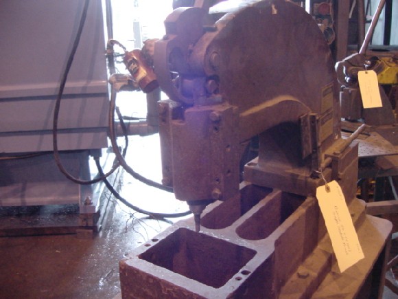 4 TON DIACRO NO 2, HAND OPERATED, 12" THROAT DEPTH, 3" THROAT HEIGHT, 1" HOLE IN RAM