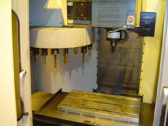 HAAS VF-0, 20" x 16" x 20" TRVLS, #40 TAPER, 7500 RPM, 1994, 14" x 26" TBL