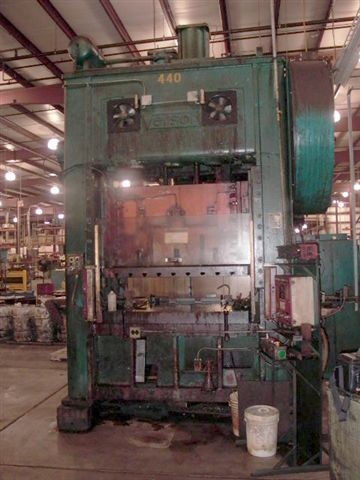 300 TON VERSON, 60" x 48" BED, 4" STR, 5" ADJ., 18" SH, 0-100 VARY SPEED,  REBUILT 1989