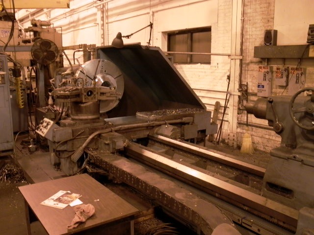 MONARCH 4025, 40" OVER WAYS, 25" OVER CS, 156" CTRS, 4" HOLE, 4 POS. & 6 POS. TURRET,  750 RPM, FANUC 0T CTRL, FANUC DRIVES, THREADING