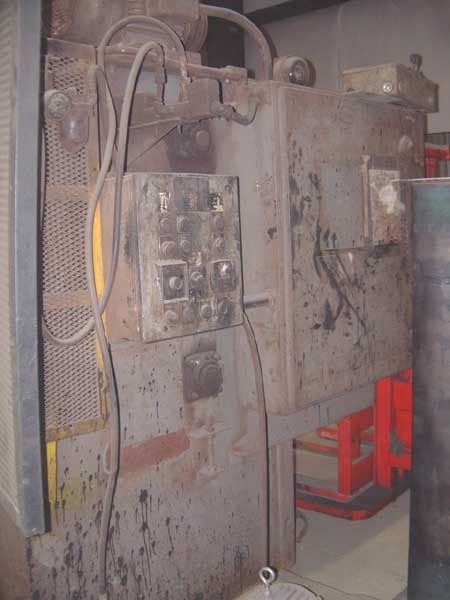 PANGBORN MDL 6GN-3M, 6 CU. FT., 29" DRUM DIA., METAL CONVEYOR, 13'5"H x 10'9"L x 6'2"W, 1978