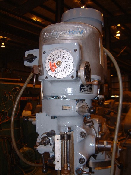 BRIDGEPORT SERIES I, 9" x 36" TBL, 1.5 HP, 60-4250 RPM, X-24", Y-12", QUILL-5", R-8 TAPER, 1972