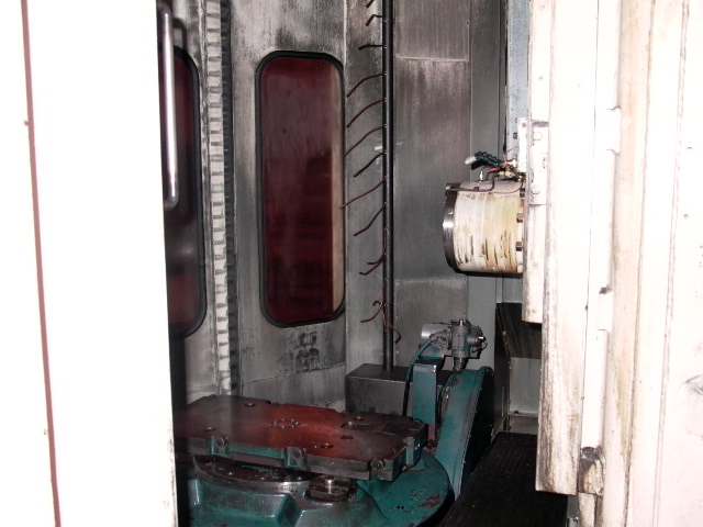 KEARNEY & TRECKER ORION 2300, 32" PALLETS, 100 ATC, 47" x 47" x 35" TRVLS, COOLANT THRU SPDL, 1990