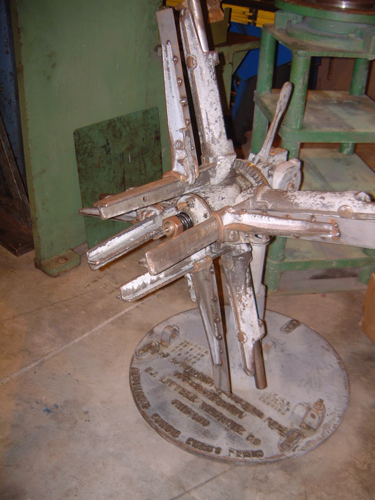 600 LB. LITTELL NO. 5, NON-MOTORIZED, 10"-20" I.D., 48" O.D., 10" WIDTH, 24-34 DIST. FLR TO CNTR OF COIL