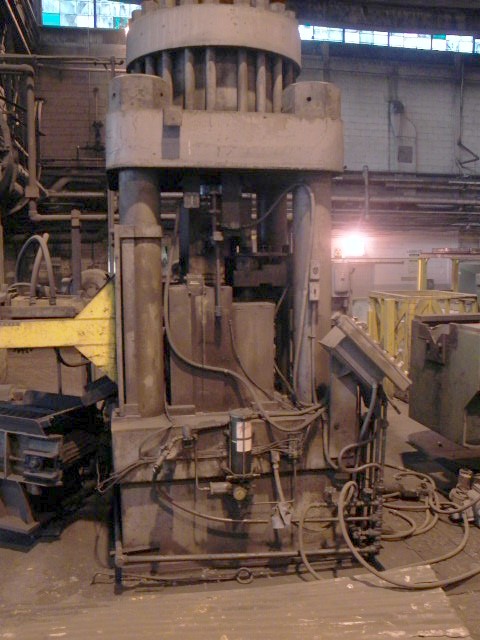 1,000 TON HYDRAULIC BILLET SHEAR WITH AUTOFEEDING SYSTEM