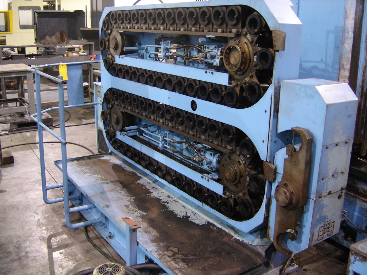 TOYODA FHN80T, 39.4"-X, 35.4"-Y, 31.5"-Z, CAT 50 TAPER, 31.5"x31.5" PALLET, 450 IPM, FANUC 11M CTRL