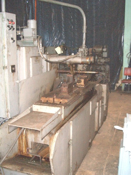 NO. 1536A KEARNEY & TRECKER, 15" x 58" TBL, 36" LONG. TRVL, 11" VERT. TRVL, 5" QUILL, 1973