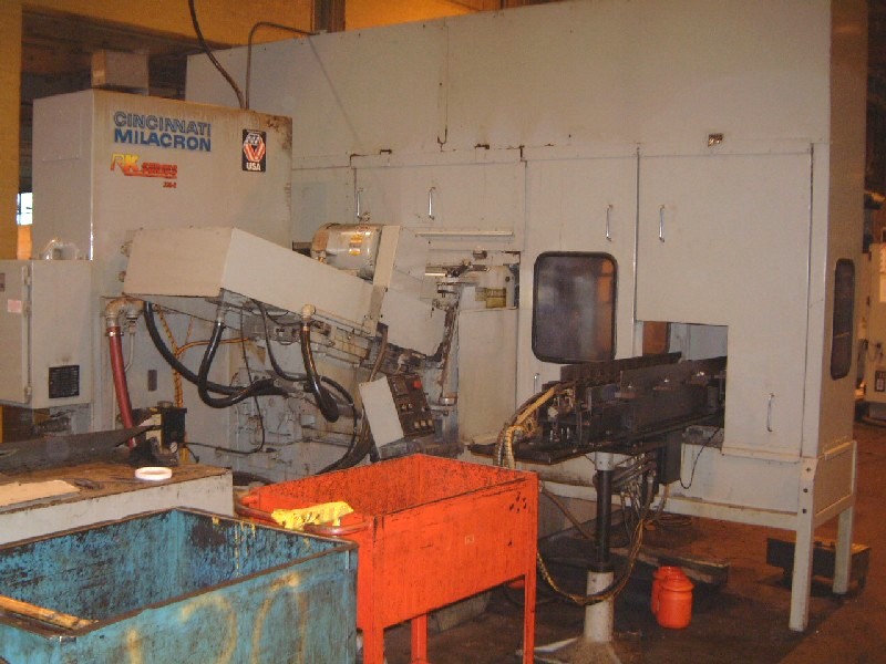 NO. 220-8 CINCINNATI "RK SERIES", PIECE DIA. MIN. .060"- MAX. 4.5", WHL 24" DIA. x 10"W x 12" HOLE, 20 HP, SERVO DRIVEN, 1993