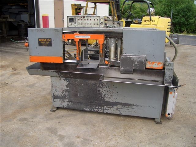 12" x 12" HEM 1000AH, 5 HP, 60-360 SFPM, 400 LB CUTTING FORCE, 0-100 IN/MIN FEED RATE, 1980