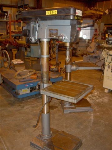 20" WILTON MDL 2550, 2.25" QUILL DIA., 4.75" SPDL TRVL, 4200 RPM, 18" x 16" TBL, 1993