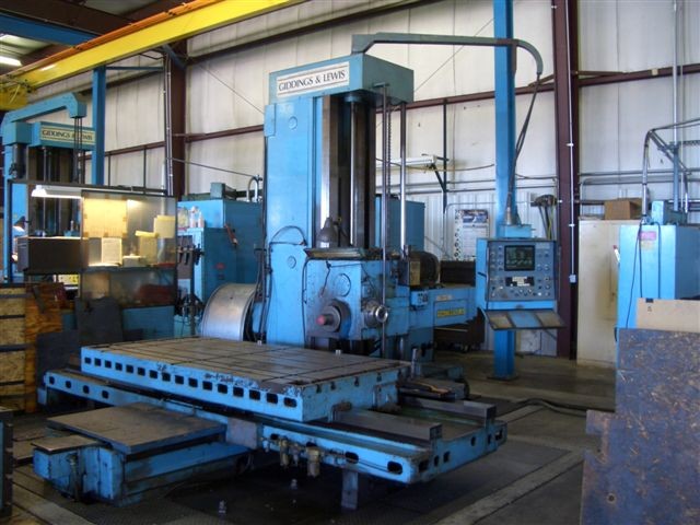 4" GIDDINGS & LEWIS, MDL PMC-4, NMTB 50 TAPER, 20HP, 60" VERT., 72" CROSS, 36"IN/OUT, 30" SPDL, 1970