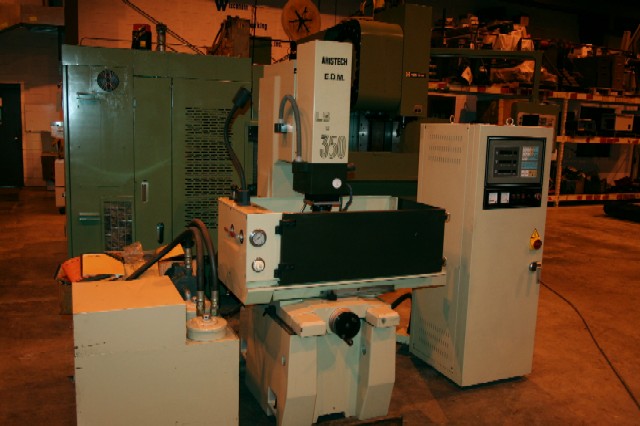 aristech LS-350 conventional edm, 37 X 21 X14 work tank, 50 amp power supply,