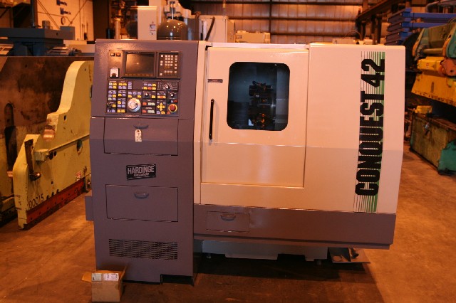 HARDINGE CONQUEST 42 WITH LIVE TOOLING, SMW HYDRAULIC BARFEED, AND COOLANT