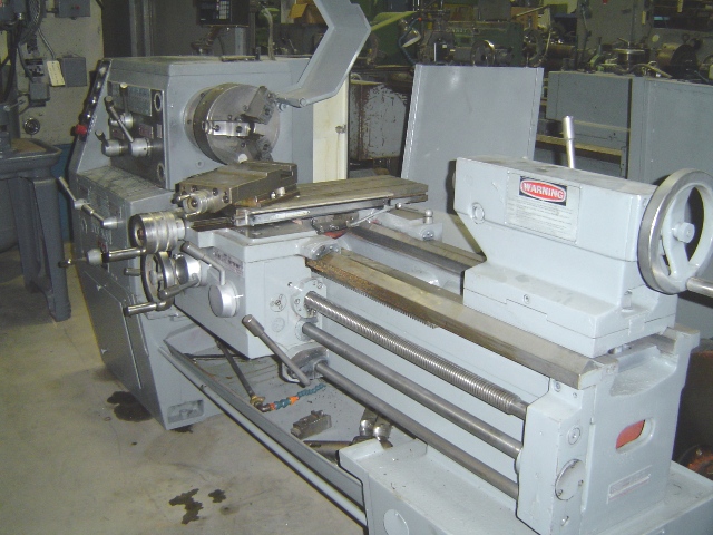 17" x 40" ANDRYCHYOW, 2.1" HOLE, 1600 RPM, 7.5 HP, IN/MM, 10" 3-JAW, STEADY REST, 1987