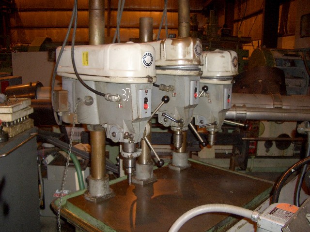 3 SPINDLE ROCKWELL DRILL PRESS, 425-5500 RPM, BELT DRIVE, 12"  BETWEEN SPINDLES