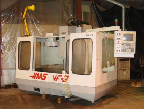 HAAS VF-3, HAAS CNC, 40" x 20" x 25", 7500 RPM 15HP CAT 40,  '95
