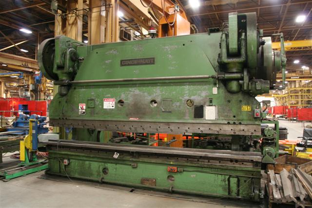 600 TON X 16'  CINCINNATI MECHANICAL PRESS BRAKE,  12' BETWEEN HOUSINGS, LIGHT CURTAINS, 2 SPEED, AIR CLUTCH