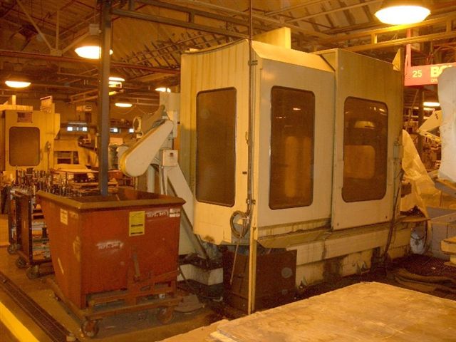 K&T MM600, 40 X 24 X 24 TRAVELS, GEMINI D17 CONTROL, PALLET CHANGER, COOLANT ENCLOSURE, 40 ATC, 30-3000 RPM, 1981