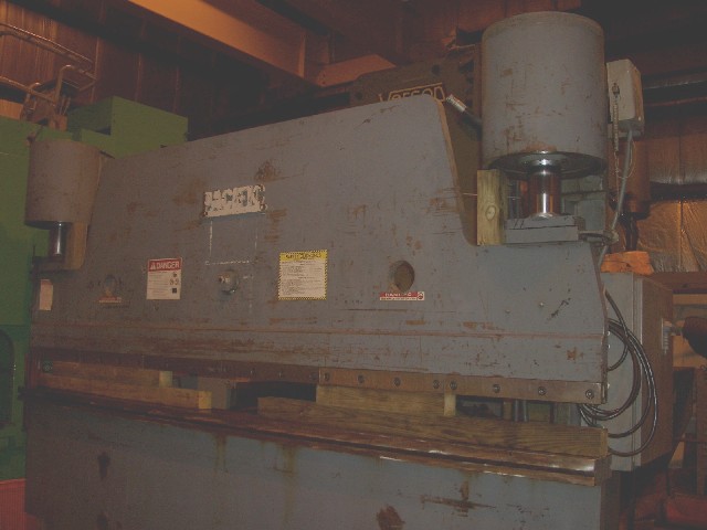 200 TON X 12'/10'6" PACIFIC HYDRAULIC PRESS BRAKE, FOOT PEDAL, 12" STROKE, 15" OPEN HEIGHT